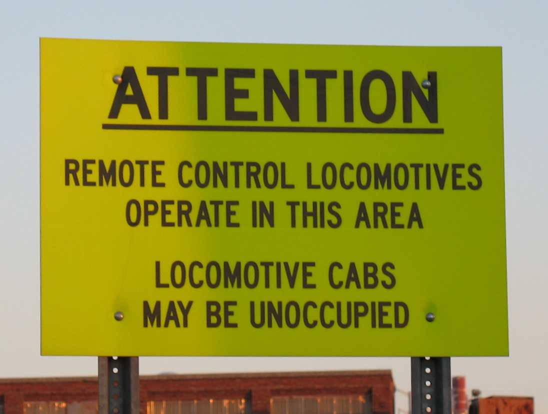remote-control-locomotives-sign